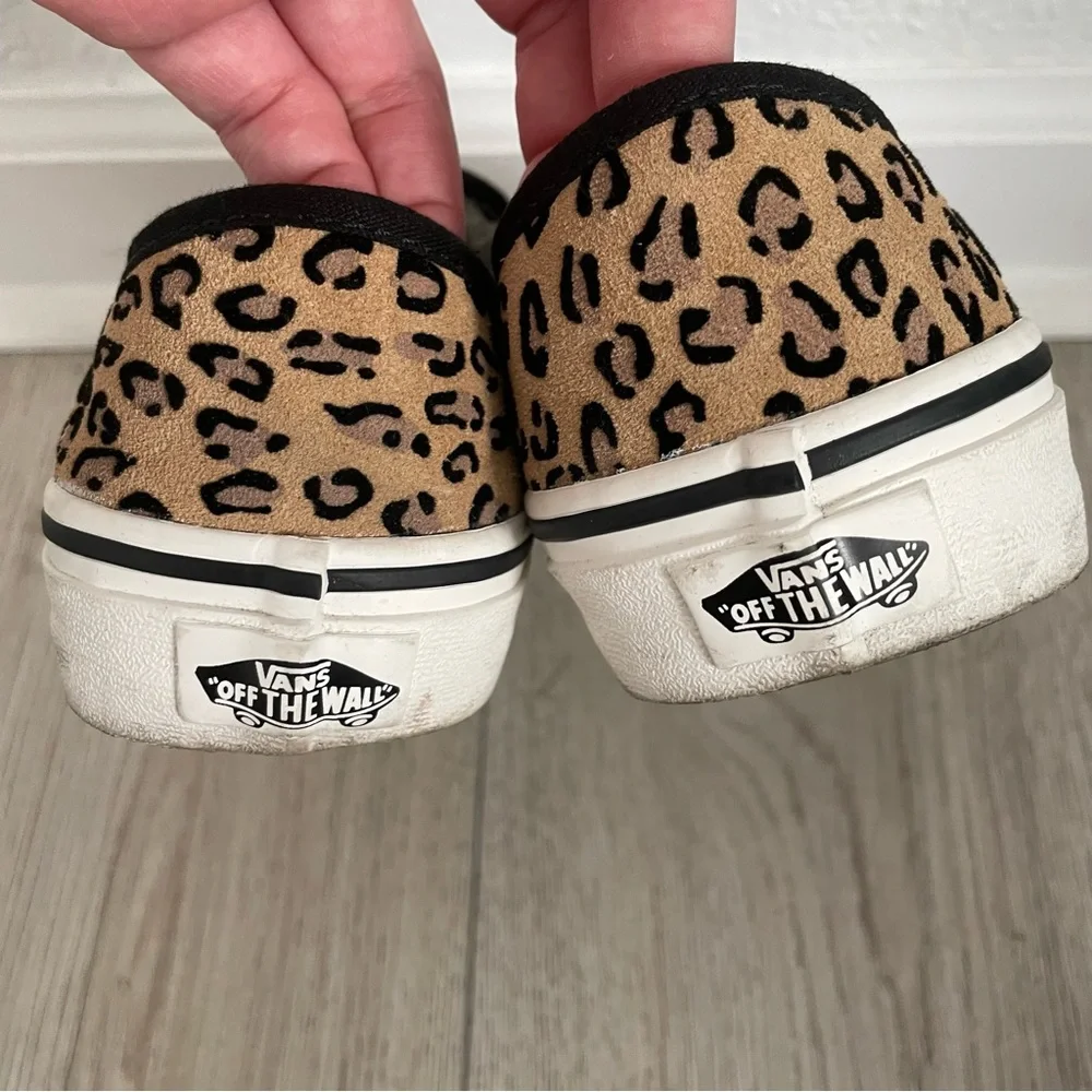Vans - Picture 5 of 5